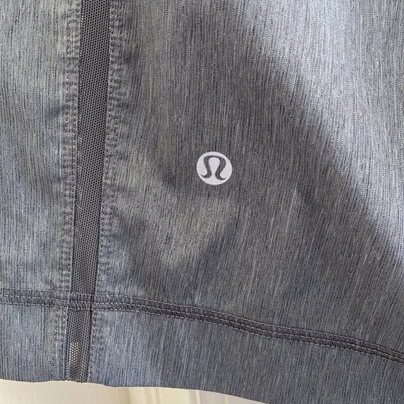 Lululemon - Classic Athletic Shorts - Grey - L - Picture 6 of 11